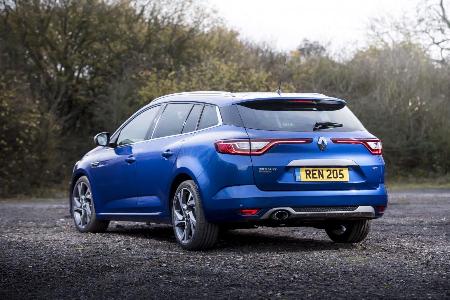  Renault Megane Estate GT 2016 года  (UK) (фото 26 из 30)